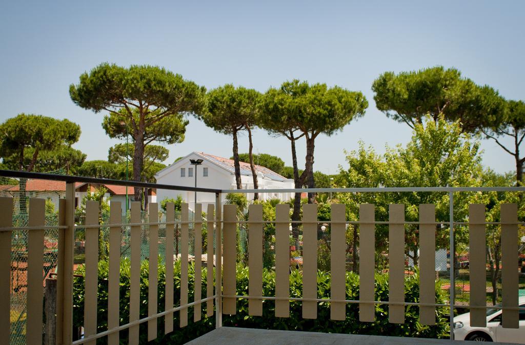Hotel Rado Lido di Jesolo Exterior foto