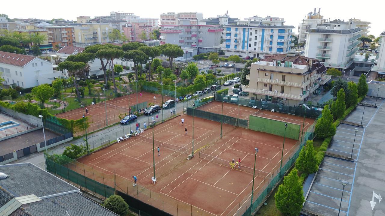 Hotel Rado Lido di Jesolo Exterior foto